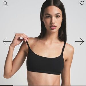 SKIMS Fits Everybody Scoop Bralette Black